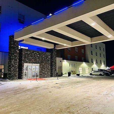 Eod Surestay Plus By Best Western Leduc Edmonton Airport ภายนอก รูปภาพ